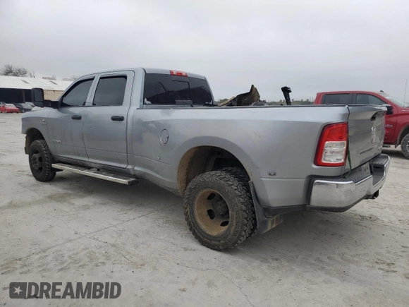 2021 Ram 3500 Tradesman with VIN 3C63RRGLXMG514776, listed as a Copart auction lot 43636825 with 189,698 mi miles and Salvage Title. Bid and sale history available at carsss.com. Image 2.