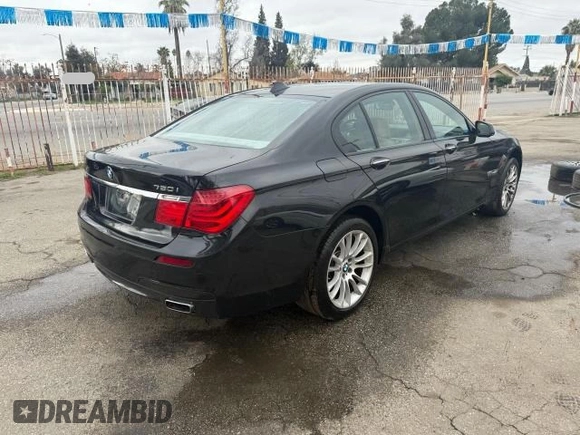 2012 BMW 7 Series 750i с VIN WBAKA8C5XCDX01120, выставлен на аукционе Copart как лот 47065425 с пробегом 71 313 миль миль и Списание • Salvage title. История ставок и продаж доступна на DreamBid. Изображение 4.