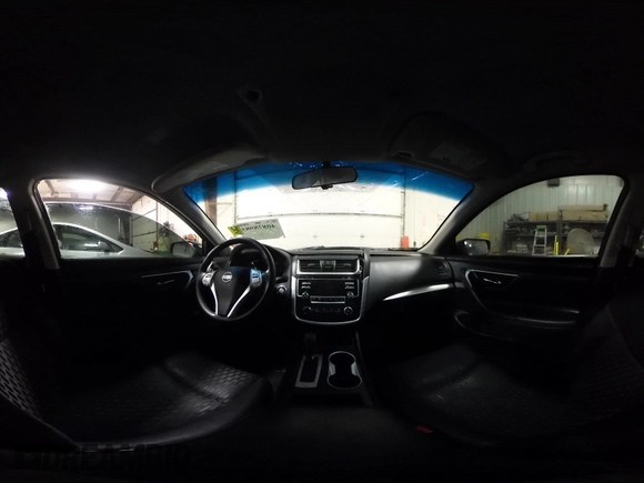 2018 Nissan Altima SR with VIN 1N4AL3AP6JC296186, listed as a IAAI auction lot 40828985 with 102,181 mi miles and . Bid and sale history available at DreamBid. Image 18.