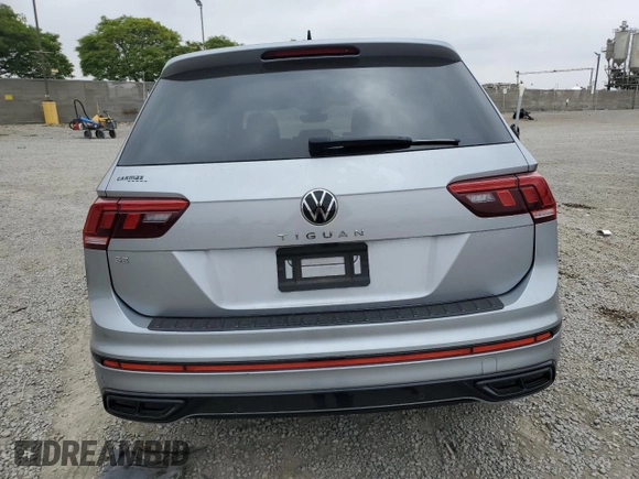 2023 Volkswagen Tiguan SE R-Line Black с VIN 3VVCB7AX4PM038156, выставлен на аукционе Copart как лот 58963155 с пробегом 24 871 миль миль и Списание • Salvage title. История ставок и продаж доступна на DreamBid. Изображение 6.