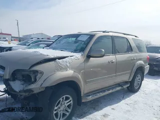 2006 Toyota Sequoia SR5 with VIN 5TDBT44A06S260270, listed as a IAAI auction lot 41610989 with 217,526 mi miles and . Bid and sale history available at DreamBid. Image 14.
