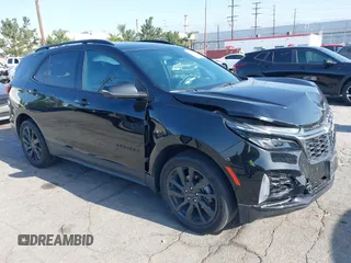 2023 Chevrolet Equinox RS z VIN 3GNAXMEG9PL119165, wystawiony jako IAAI lot #42250427 z przebiegiem 26 015 mil mil oraz . Historia ofert i sprzedaży dostępna na DreamBid. Obrazek 1.