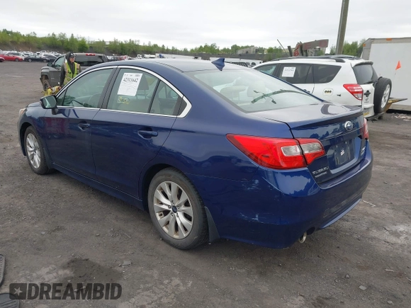 2017 Subaru Legacy Premium z VIN 4S3BNAF68H3031311, wystawiony jako IAAI lot #42311642 z przebiegiem 80 207 mil mil oraz . Historia ofert i sprzedaży dostępna na DreamBid. Obrazek 3.