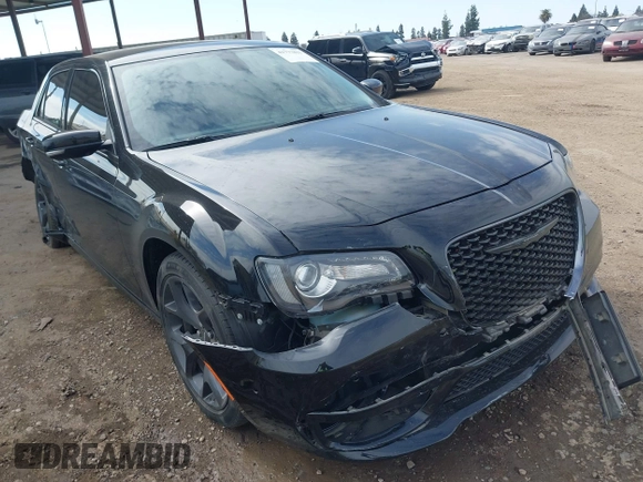 2022 Chrysler 300 Touring L with VIN 2C3CCADG7NH262848, listed as a IAAI auction lot 41777821 with 29,618 mi miles. Bid and sale history available at carsss.com. Image 1.