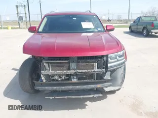 2018 Volkswagen Atlas SEL with VIN 1V2RR2CAXJC589120, listed as a IAAI auction lot 41775608 with 101,170 mi miles and . Bid and sale history available at DreamBid. Image 6.