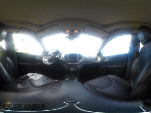 2014 Jeep Cherokee Trailhawk z VIN 1C4PJMBS4EW236950, wystawiony jako IAAI lot #42636128 z przebiegiem 170 491 mil mil oraz . Historia ofert i sprzedaży dostępna na DreamBid. Obrazek 19.