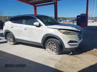 2017 Hyundai Tucson SE with VIN KM8J23A45HU328404, listed as a IAAI auction lot 41695180 with 120,458 mi miles. Bid and sale history available at carsss.com. Image 13.