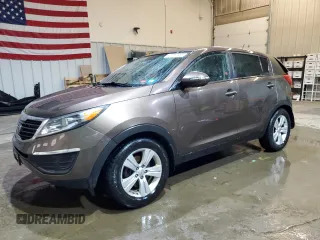 2013 Kia Sportage LX with VIN KNDPB3A24D7443128, listed as a Copart auction lot 47257985 with 172,975 mi miles and Salvage Title. Bid and sale history available at carsss.com. Image 1.
