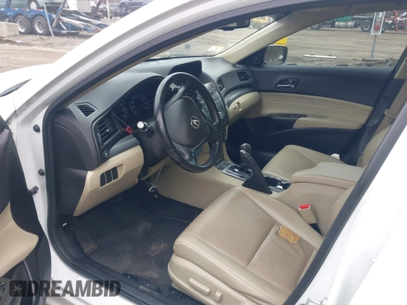 2013 Acura ILX Premium Pkg with VIN 19VDE1F58DE021616, listed as a IAAI auction lot 41840608 with 87,220 mi miles. Bid and sale history available at carsss.com. Image 5.