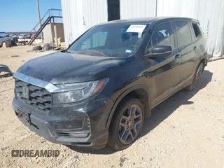 2023 Honda Passport EX-L z VIN 5FNYF8H5XPB013172, wystawiony jako IAAI lot #41680601 z przebiegiem 29 016 mil mil oraz . Historia ofert i sprzedaży dostępna na DreamBid. Obrazek 21.