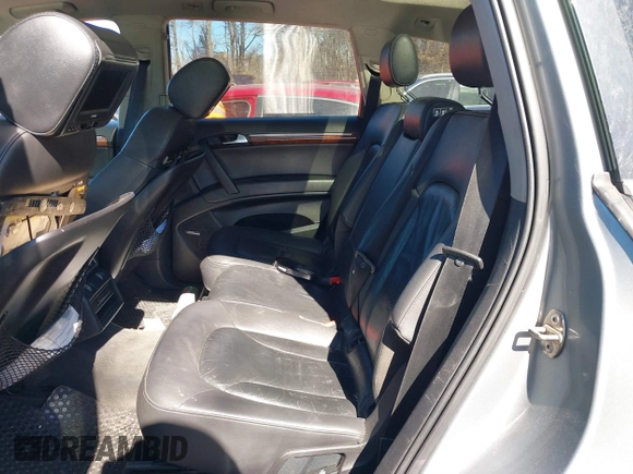 2008 Audi Q7 Premium with VIN WA1BY74L18D027835, listed as a IAAI auction lot 41672825 with 153,718 mi miles and . Bid and sale history available at DreamBid. Image 8.