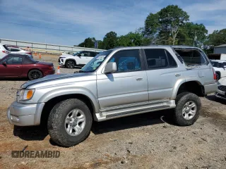 2001 Toyota 4Runner SR5 z VIN JT3HN86R810326661, wystawiony jako Copart lot #61616485 z przebiegiem 339 158 mil mil oraz Czysty tytuł • Clean title. Historia ofert i sprzedaży dostępna na DreamBid. Obrazek 1.