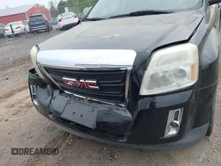 2013 GMC Terrain SLE z VIN 2GKALMEKXD6279729, wystawiony jako IAAI lot #42128826 z przebiegiem 151 318 mil mil oraz . Historia ofert i sprzedaży dostępna na DreamBid. Obrazek 6.
