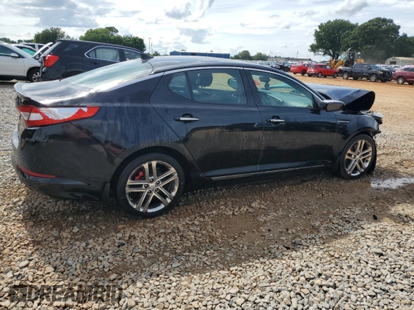 2013 Kia Optima SX с VIN 5XXGR4A62DG113547, выставлен на аукционе Copart как лот 58620955 с пробегом Не указан миль и Списание • Salvage title. История ставок и продаж доступна на DreamBid. Изображение 3.