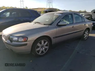 2003 Volvo S60 with VIN YV1RH59HX32256817, listed as a Copart auction lot 74256944 with 148,143 mi miles and Salvage Title. Bid and sale history available at carsss.com. Image 1.