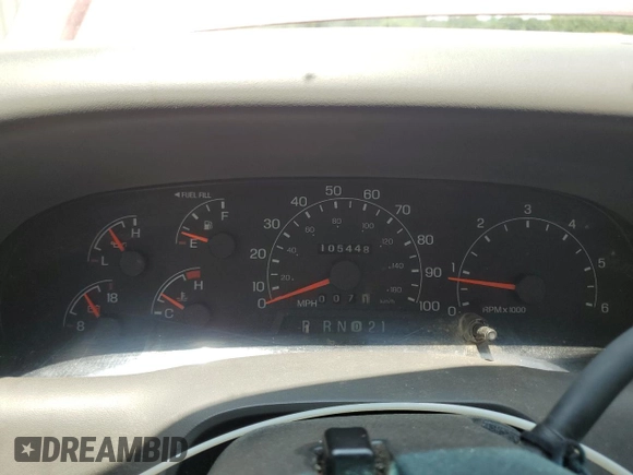 2000 Ford F-250 XL with VIN 1FTNX20L1YEB50589, listed as a Copart auction lot 63743775 with 105,448 mi miles and Salvage title. Bid and sale history available at DreamBid. Image 9.