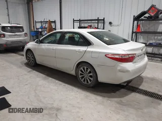 2016 Toyota Camry XSE with VIN 4T1BK1FK0GU570869, listed as a IAAI auction lot 41316617 with 71,425 mi miles. Bid and sale history available at carsss.com. Image 3.