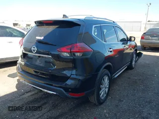 2019 Nissan Rogue SV with VIN KNMAT2MT4KP524855, listed as a IAAI auction lot 41787792 with 141,650 mi miles and . Bid and sale history available at carsss.com. Image 4.