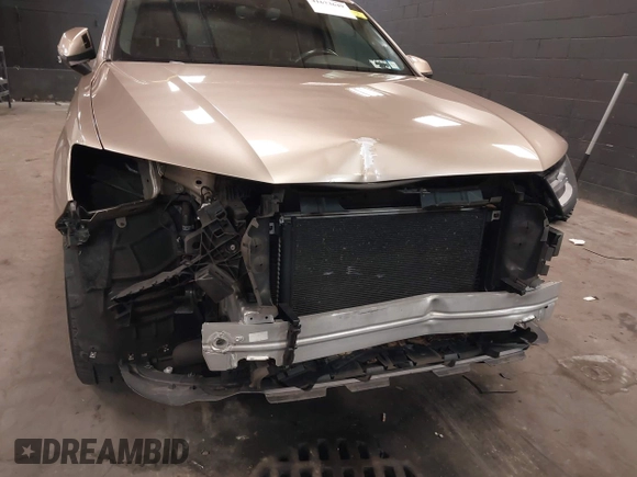 2018 Audi Q7 Premium Plus with VIN WA1LHAF74JD008557, listed as a IAAI auction lot 41673649 with 81,262 mi miles. Bid and sale history available at carsss.com. Image 6.