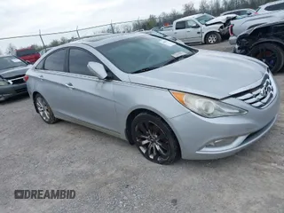 2013 Hyundai Sonata Limited with VIN 5NPEC4AB9DH564386, listed as a IAAI auction lot 42006572 with 212,911 mi miles and . Bid and sale history available at carsss.com. Image 1.