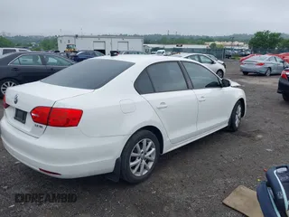 2012 Volkswagen Jetta SE with VIN 3VWDP7AJ8CM396562, listed as a IAAI auction lot 42523926 with Not provided miles and . Bid and sale history available at DreamBid. Image 4.