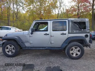2016 Jeep Wrangler Unlimited Sport with VIN 1C4BJWDG2GL281985, listed as a IAAI auction lot 40518617 with 105,415 mi miles and . Bid and sale history available at DreamBid. Image 14.