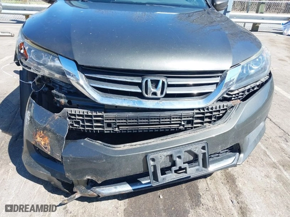 2013 Honda Accord Sdn LX with VIN 1HGCR2F31DA208468, listed as a IAAI auction lot 41843407 with 185,545 mi miles. Bid and sale history available at carsss.com. Image 17.