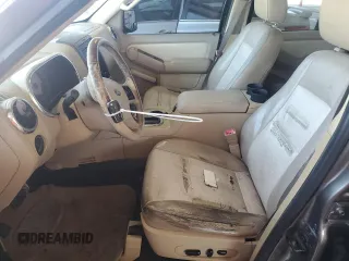 2007 Ford Explorer Sport Trac Limited z VIN 1FMEU338X7UA23698, wystawiony jako Copart lot #54888695 z przebiegiem 167 996 mil mil oraz Czysty tytuł • Clean title. Historia ofert i sprzedaży dostępna na DreamBid. Obrazek 7.