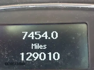 2008 Mercedes-Benz R 3.5L с VIN 4JGCB65E38A075002, выставлен на аукционе IAAI как лот 42443411 с пробегом 129 010 миль миль и . История ставок и продаж доступна на DreamBid. Изображение 12.