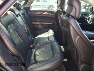 2013 Lincoln MKZ Hybrid z VIN 3LN6L2LU3DR826077, wystawiony jako Copart lot #56863185 z przebiegiem 146 645 mil mil oraz Szkoda całkowita • Salvage title. Historia ofert i sprzedaży dostępna na DreamBid. Obrazek 10.