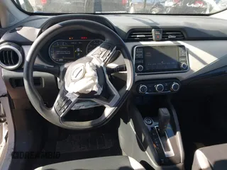 2022 Nissan Versa SV z VIN 3N1CN8EV0NL839211, wystawiony jako IAAI lot #41362397 z przebiegiem 7 670 mil mil oraz . Historia ofert i sprzedaży dostępna na DreamBid. Obrazek 21.