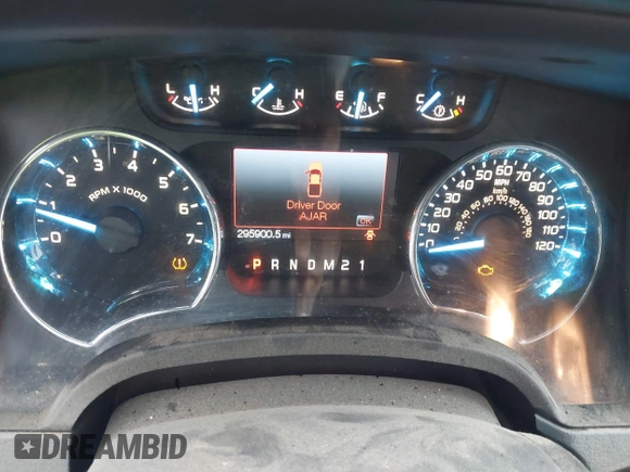 2012 Ford F-150 XL with VIN 1FTFX1ET8CFB57985, listed as a IAAI auction lot 41925009 with 265,900 mi miles. Bid and sale history available at carsss.com. Image 7.