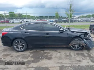 2018 Acura TLX z VIN 19UUB2F35JA009413, wystawiony jako IAAI lot #42189933 z przebiegiem 76 365 mil mil oraz . Historia ofert i sprzedaży dostępna na DreamBid. Obrazek 12.