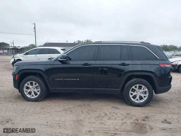 2023 Jeep Grand Cherokee Limited with VIN 1C4RJHBG4PC528307, listed as a IAAI auction lot 41113630 with 13,998 mi miles. Bid and sale history available at carsss.com. Image 14.