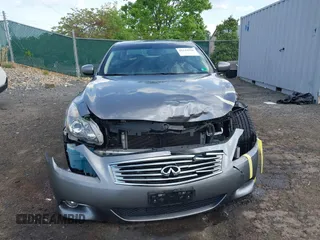 2011 Infiniti G37 with VIN JN1CV6FE8BM952781, listed as a IAAI auction lot 42144510 with 88,126 mi miles. Bid and sale history available at carsss.com. Image 13.