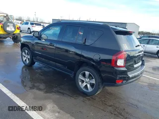 2016 Jeep Compass Latitude with VIN 1C4NJCEA5GD803959, listed as a IAAI auction lot 41443900 with 97,916 mi miles and . Bid and sale history available at DreamBid. Image 3.