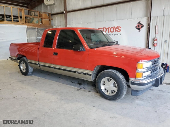1998 Chevrolet C/K 1500 with VIN 2GCEC19R9W1191564, listed as a Copart auction lot 44937265 with 165,053 mi miles and Clean Title. Bid and sale history available at carsss.com. Image 4.
