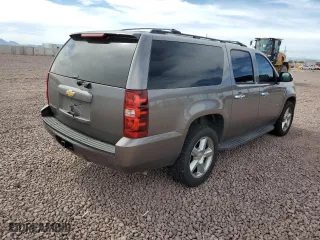 2013 Chevrolet Suburban LS with VIN 1GNSCHE02DR178623, listed as a Copart auction lot 54065035 with 238,990 mi miles and Clean Title. Bid and sale history available at carsss.com. Image 3.