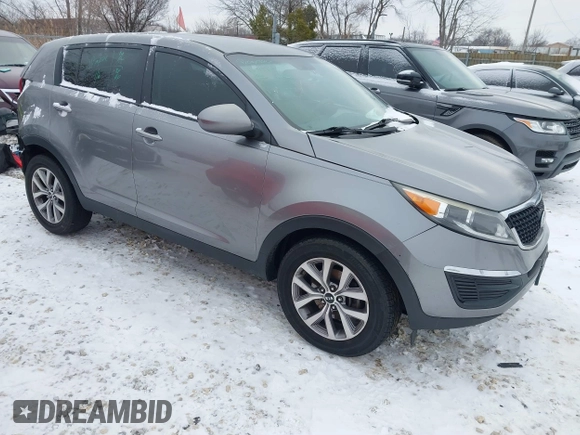 2016 Kia Sportage LX with VIN KNDPB3AC2G7847526, listed as a IAAI auction lot 41326209 with 202,657 mi miles. Bid and sale history available at carsss.com. Image 1.