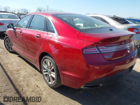 2013 Lincoln MKZ z VIN 3LN6L2G92DR825914, wystawiony jako IAAI lot #42020442 z przebiegiem 120 558 mil mil oraz . Historia ofert i sprzedaży dostępna na DreamBid. Obrazek 3.