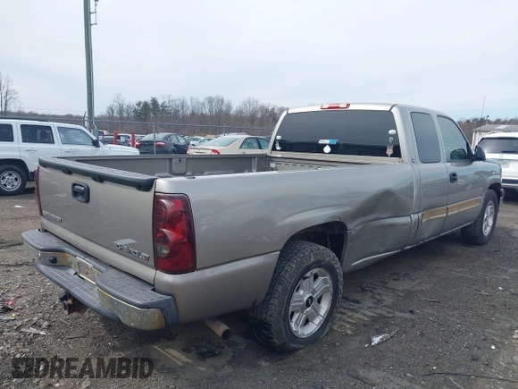 2003 Chevrolet Silverado 1500 LS with VIN 1GCEC19T23E285212, listed as a IAAI auction lot 41587343 with 249,563 mi miles and . Bid and sale history available at DreamBid. Image 4.