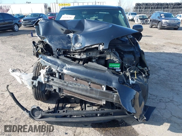 2015 Kia Soul + with VIN KNDJP3A54F7175265, listed as a IAAI auction lot 41938782 with 1 mi miles. Bid and sale history available at carsss.com. Image 6.