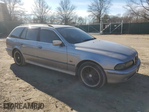 1999 BMW 5 Series 528iAt with VIN WBADP6334XBV60122, listed as a Copart auction lot 44493325 with 218,746 mi miles and Salvage Title. Bid and sale history available at carsss.com. Image 4.