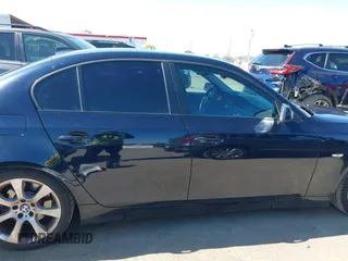 2007 BMW 5 Series 530i with VIN WBANE73587CM58138, listed as a IAAI auction lot 41776425 with 146,104 mi miles. Bid and sale history available at carsss.com. Image 13.