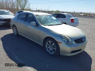 2005 Infiniti G35 Sedan with VIN JNKCV51E95M202503, listed as a IAAI auction lot 41807849 with 269,960 mi miles. Bid and sale history available at carsss.com. Image 1.