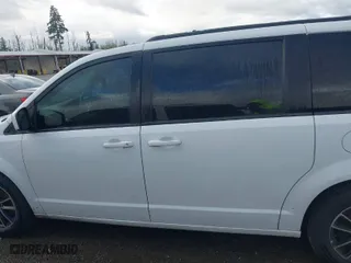 2018 Dodge Grand Caravan GT with VIN 2C4RDGEG7JR283353, listed as a IAAI auction lot 41966834 with 121,097 mi miles. Bid and sale history available at carsss.com. Image 14.
