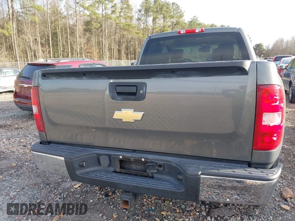 2011 Chevrolet Silverado 1500 LT with VIN 1GCRKSE31BZ279036, listed as a IAAI auction lot 41597291 with 293,576 mi miles and . Bid and sale history available at DreamBid. Image 16.