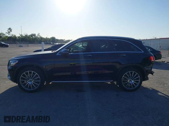 2022 Mercedes-Benz GLC with VIN W1N0G8DB4NV325114, listed as a IAAI auction lot 42054713 with 16,779 mi miles. Bid and sale history available at carsss.com. Image 15.