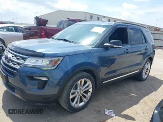 2018 Ford Explorer XLT z VIN 1FM5K7D89JGA54555, wystawiony jako IAAI lot #42375872 z przebiegiem 89 115 mil mil oraz . Historia ofert i sprzedaży dostępna na DreamBid. Obrazek 17.