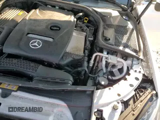 2018 Mercedes-Benz C 300 z VIN WDDWJ4KB5JF720718, wystawiony jako Copart lot #71013555 z przebiegiem 66 747 mil mil oraz Szkoda całkowita • Salvage title. Historia ofert i sprzedaży dostępna na DreamBid. Obrazek 13.
